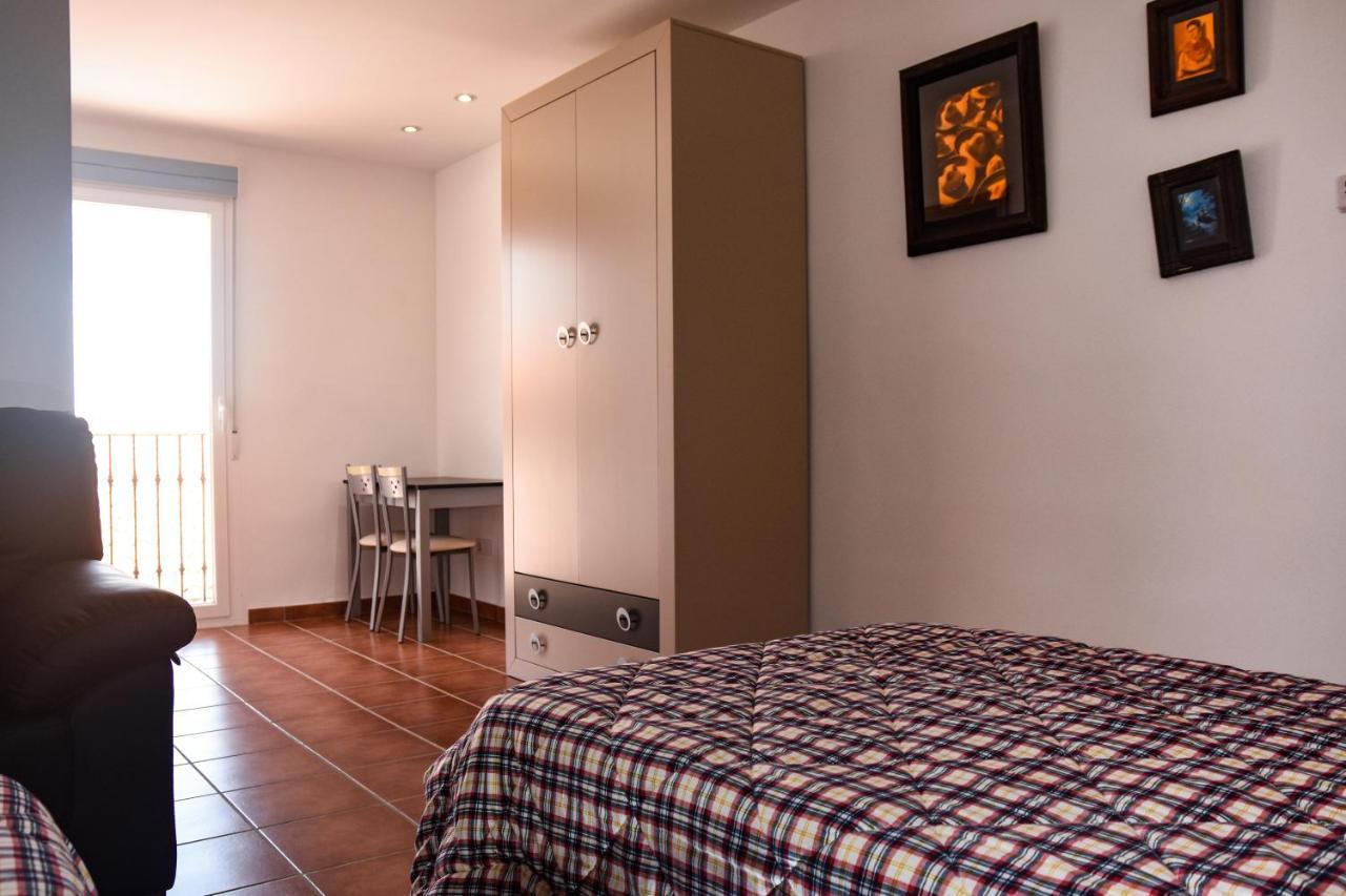 Suites Trastamara Montiel ภายนอก รูปภาพ