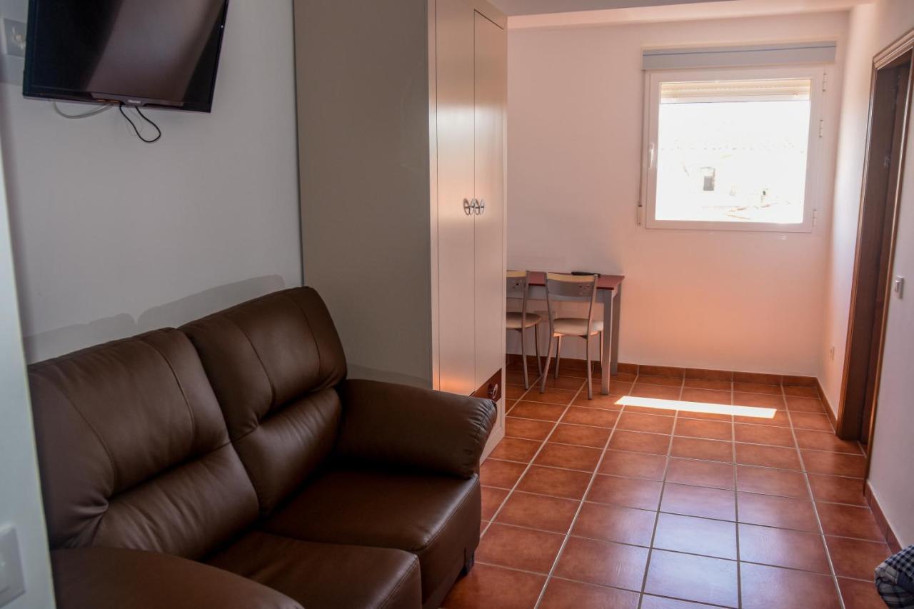 Suites Trastamara Montiel ภายนอก รูปภาพ