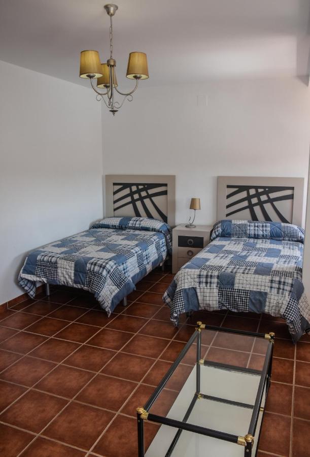 Suites Trastamara Montiel ภายนอก รูปภาพ